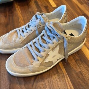 Golden goose tennis shoes
